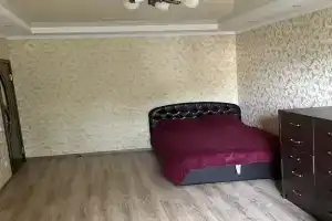 Квартира рядом с морем, Мысхако