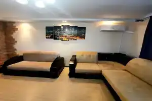 2х-комн. квартира Ленина 61а