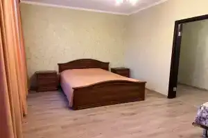 Уютная квартира рядом с аквапарком ЛетоЛето, Тюмень