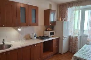 Уютная квартира напротив больницы Миротворцева и СГТУ, Саратов