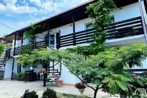 Гостевой дом «Тихий дворик», Феодосия