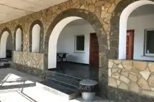 Гостевой дом Эдина, Межводное