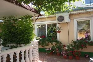 Гостевой дом "На Космонавтов 28", Николаевка