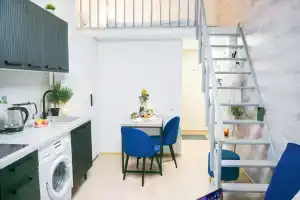 Студия New Horizon Stay в знаменитом Довлатовском доме