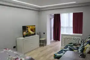 Уютная квартира с панорамными окнами, Кисловодск
