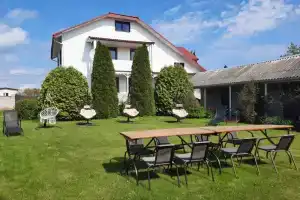 Просторный семейный дом возле монастыря