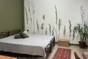 Уютная комната во дворе частного дома