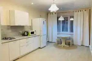 Светлая однокомнатная видовая квартира, Якутск