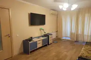 В центре, Сочи