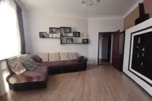 Квартира с видом на пруд, Кострома