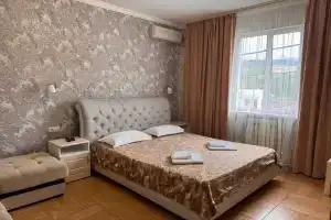 Четырёхместный номер на 2 этаже с балконом, Кабардинка