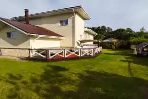 Коттедж с видом на озеро, Спицыно