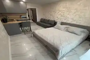 Уютная квартира-студия в развитом районе