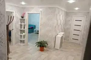 Большая квартира на 1 этаже в центре города