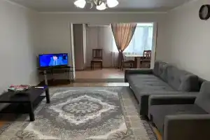 2-комнатная квартира в центре Сухума