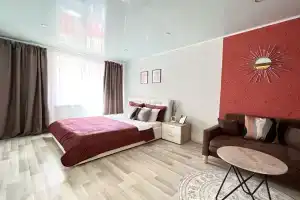 Квартира с уютной лоджией рядом с центральным автовокзалом