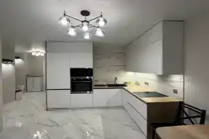 Квартира в новом комплексе Петровщина(1мин до метро)