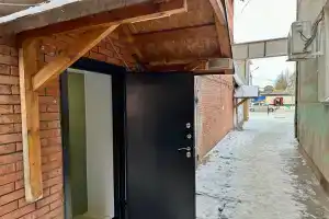 Студия, Солнечный