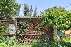 Гостиница на Гарнаева 7, Феодосия