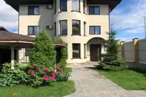 Гостевой дом «Лауренция», Химки