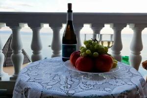 Гостевой дом «Лагуна Плюс», Утес