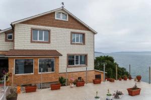 Гостевой дом «ХаЛаБуДА на Авачинской бухте»