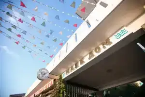 Отель «Маяк», Адлер