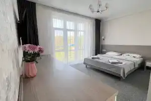 Гостевой дом «Виноград», Алушта