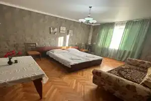 Апартаменты на Ардзинба 235