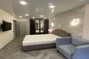 Розовый фламинго с отдельными спальнями, Сочи