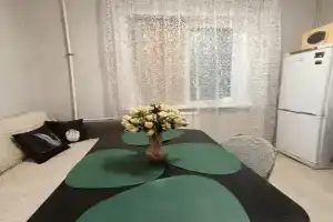 Просторная удобная квартира с лаунж балконом, Калининец