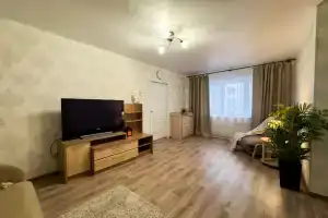 2‑комн. квартира в центре Мурманска на ул. Коминтерна, 22