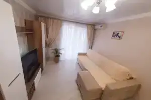 Студия с видом на море, Мысхако