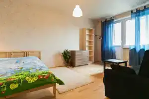 Отличная квартира в одной минуте от метро