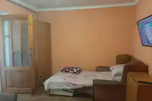 Домик с беседкой, Евпатория