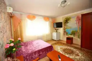 Guest House on Pervomayskaya 12