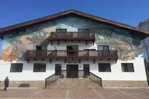 Отель «МариШале», Абзаково