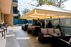 Отель «Ной», Лоо