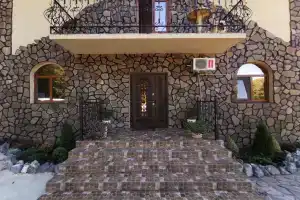 Гостевой дом «Шато Де Ля Мер», Лоо