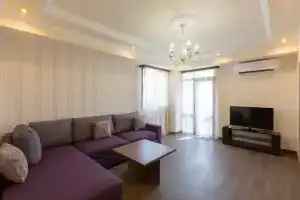 Umba Аpartment N3 - балкон и вид на гору арарат, Ереван