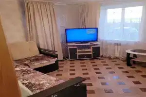 Уютный дом у озера на первой береговой линии, Чебаркуль