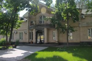 Гостиница «Крон», Москва