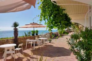 Эллинг «Солнечный», Лоо