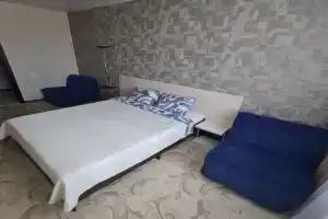 Квартира с удобным доступом к ЛОРпрактике, Бердск