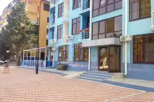 Студия на берегу моря, Адлер