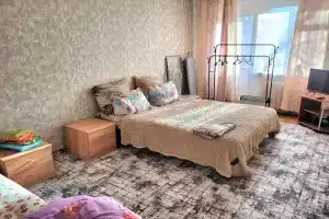 Апартаменты на Перенсона 38, Красноярск