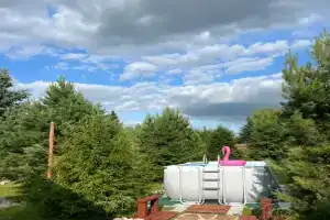 Уютный дом-баня из клеёного бруса, с двумя бассейнами