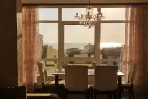 Видовая квартира с одной спальней в центре города