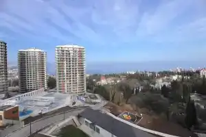 Квартира с прямым видом на море и кипарисовую рощу, Алушта