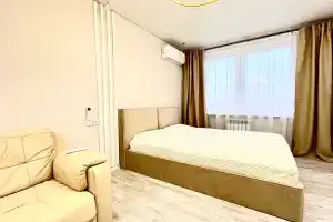 Видовая дизайнерская квартира в парке